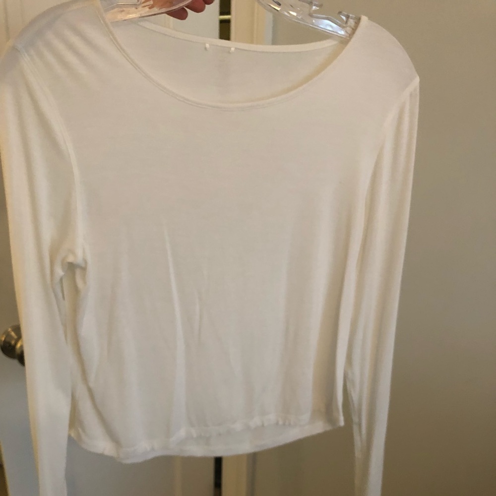 Kit and Ace White long sleeve soft crop top Sz 0